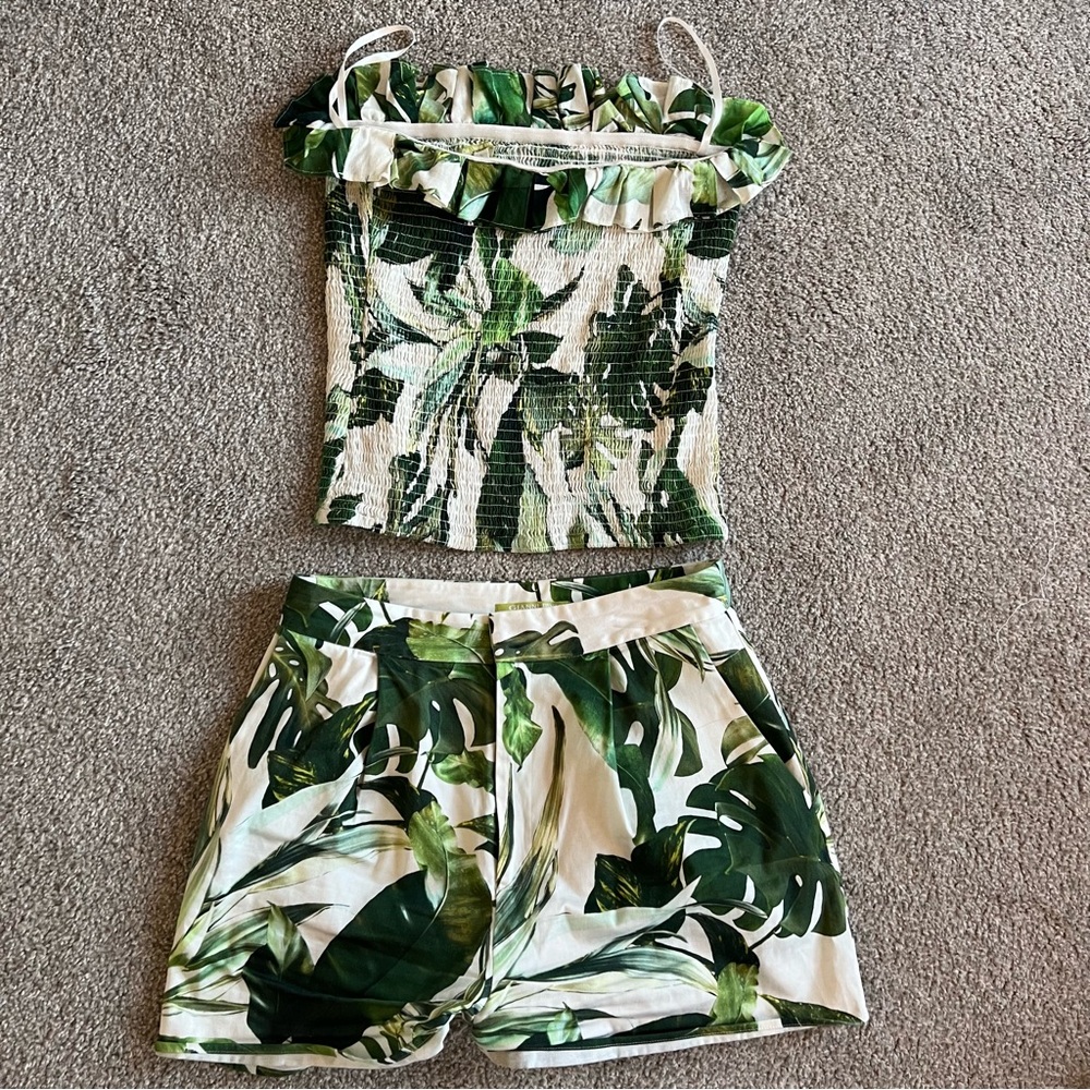 Gianni Bini Tropical Leaf Print Two-Piece Set